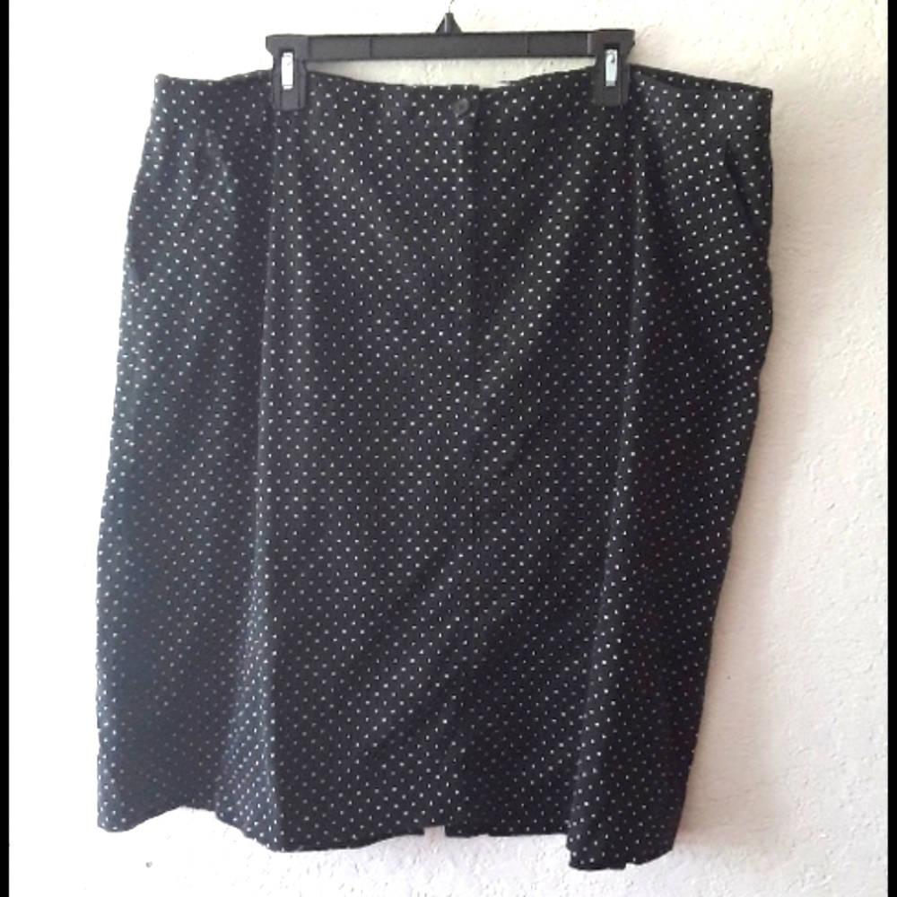 White Stag ladies skirt stretch sz 22W